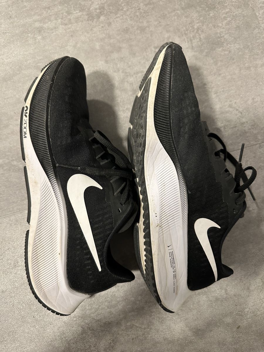 Nike Scarpe da donna: Nike Running Schuhe – Usato da Flumenthal venduto da pandaa1 1