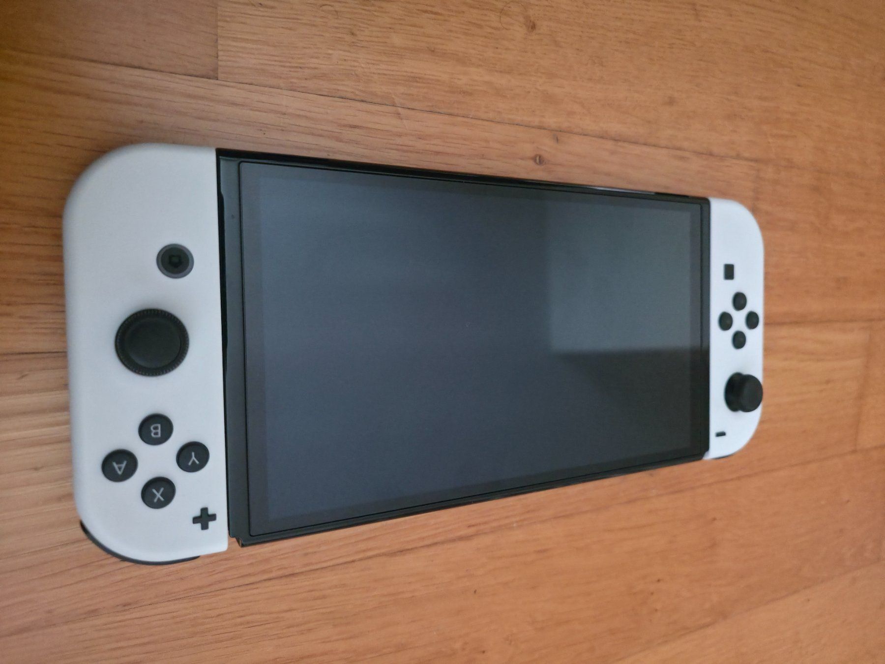 Nintendo Consoles: Nintendo Switch OLED Top Zustand – D'occasion à Zürich par jabo22 2