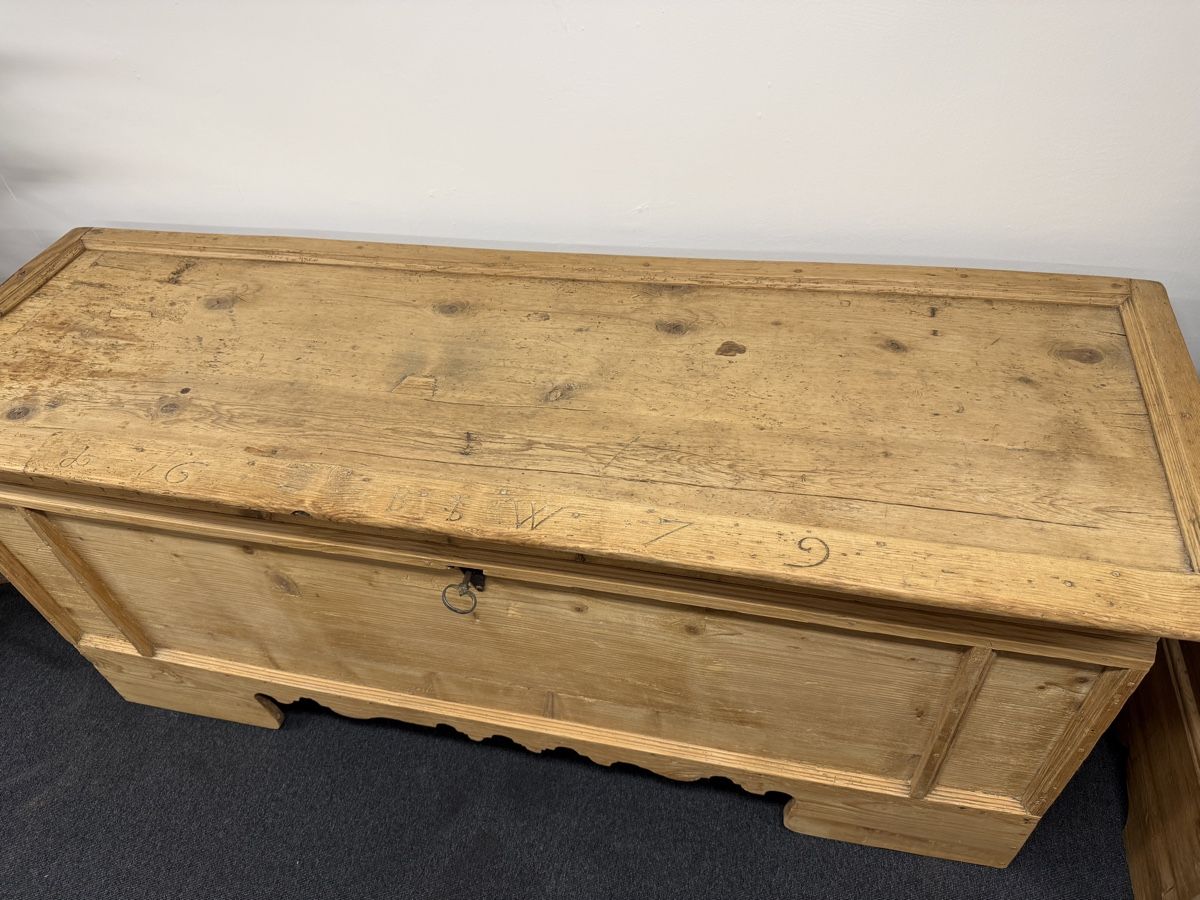 Cassapanche: Truhe datiert.1679 – Usato da Gossau SG venduto da Liq-Gossau 1