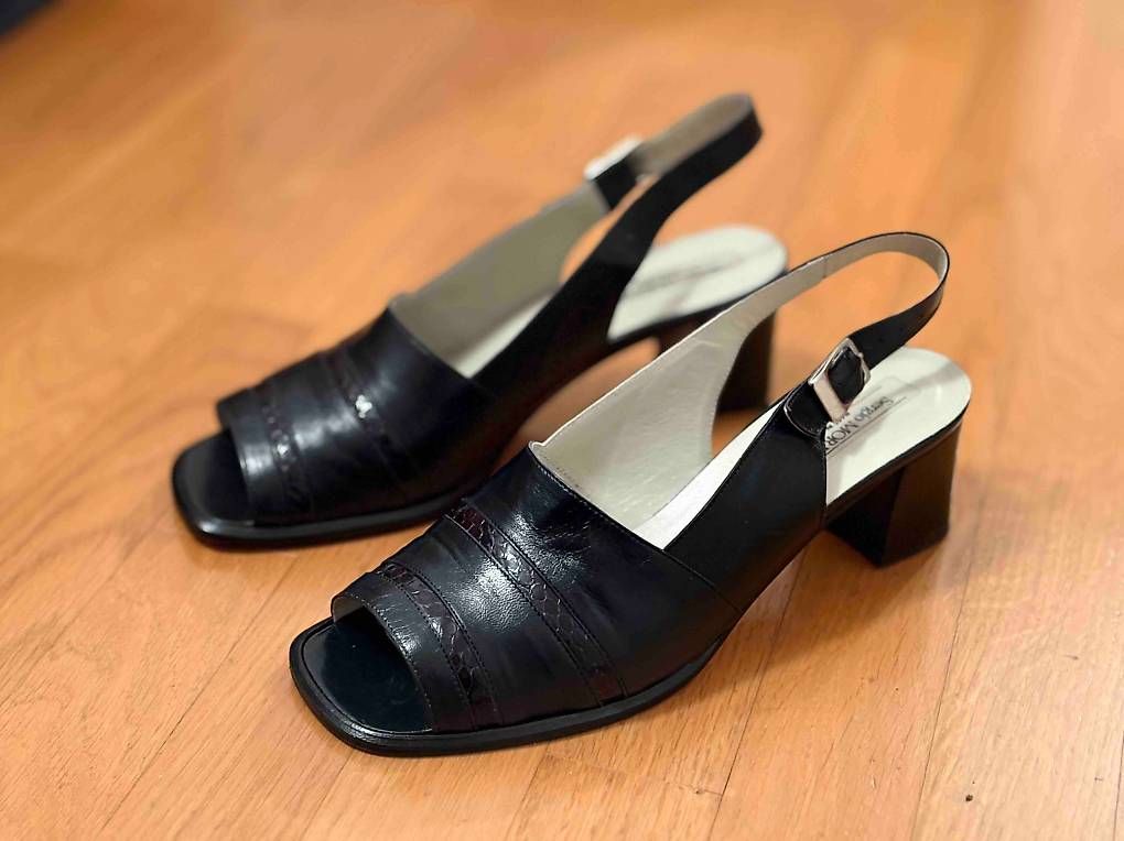 Scarpe da donna: Sandali eleganti da donna - Numero 40 – Usato da Oggio venduto da chi_7gpd 1