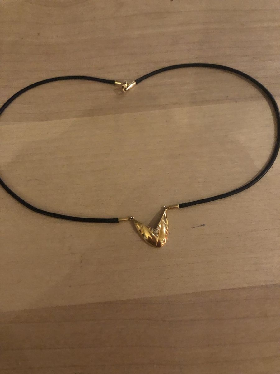 Catenine: Collier 80er Jahre Gold/Leder – Usato da Burgdorf venduto da elatria