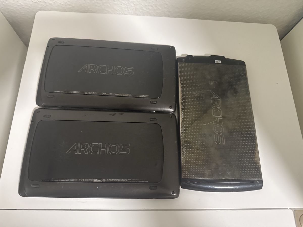 Archos Tablet PC: 3x ARCHOS -Tablet – Difettoso da Riehen venduto da M.S.DVD 2