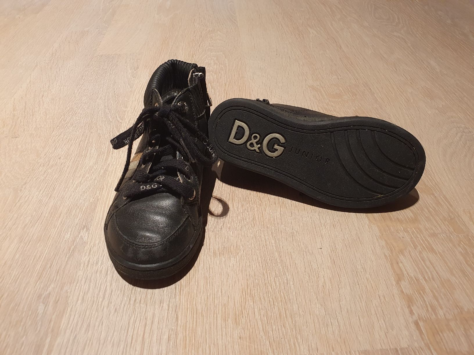 Scarpe per ragazzi: D&G Junior Sneakers Grösse 27 – Usato da Zürich venduto da Integrator 2