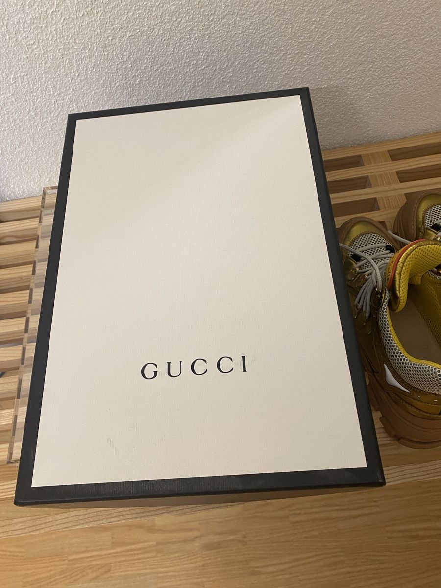 Gucci Herrenschuhe: Gucci Flashtrek, Schuhgrösse 38.5, gold. – Gebraucht aus St. Gallen von Brokka 7