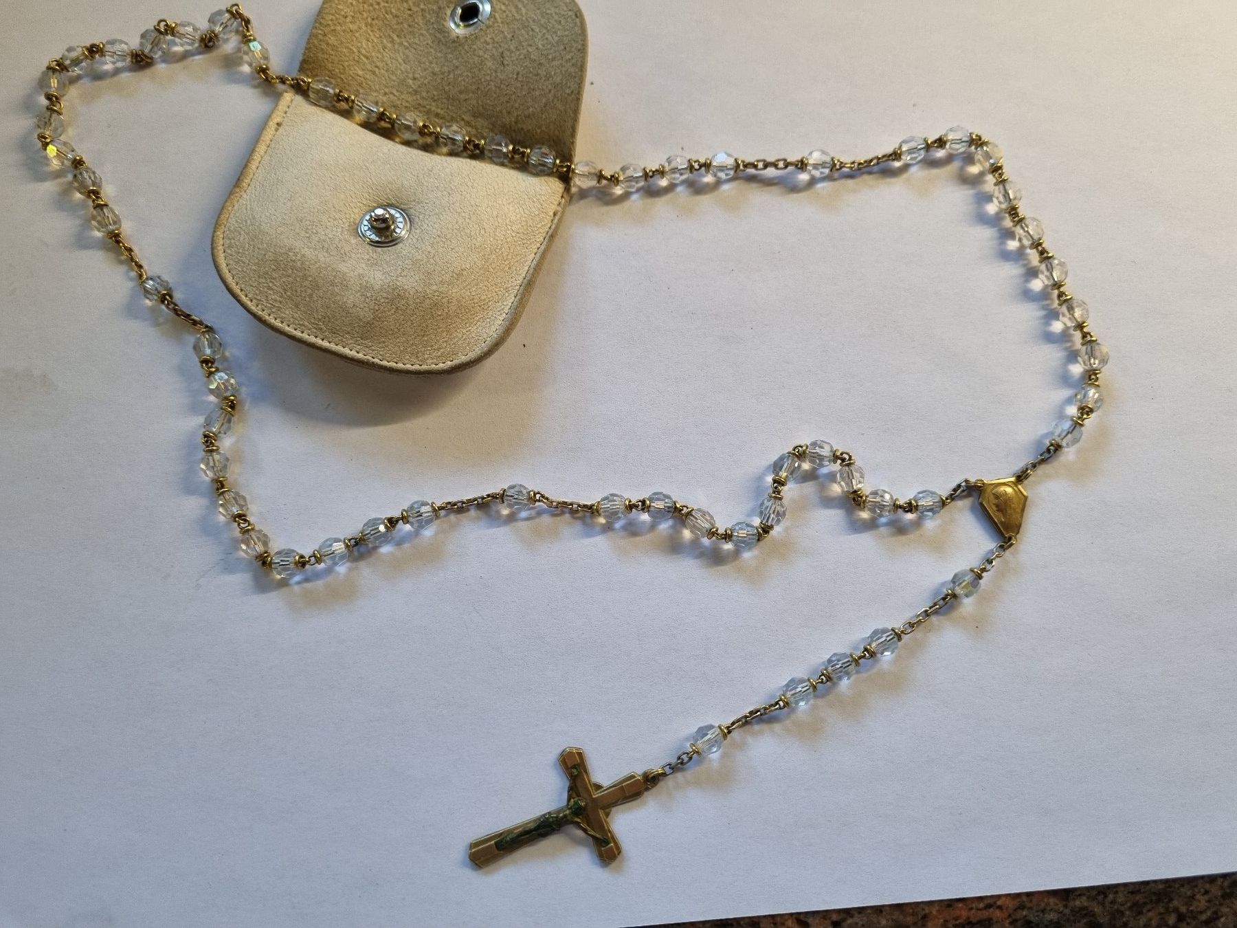 Sonstiger Schmuck: Schöner Rosenkranz mit Kristallperlen + Echtlederetui – Gebraucht aus Trachslau von bastet06 3