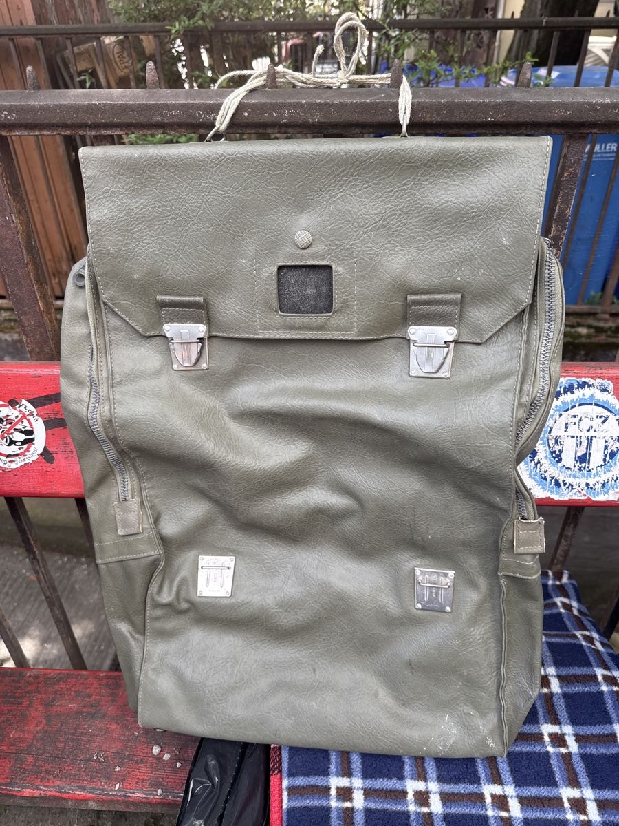 Rucksäcke: Original Schweizer Militär Rucksack, Top Zustand! – Gebraucht aus Erlinsbach von Panda1981