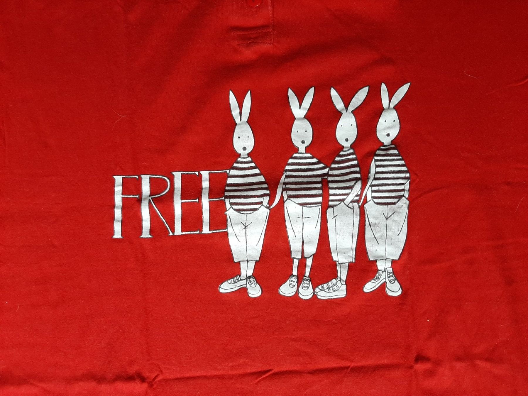 T-shirt: Nachthemd / Sleepshirt Rot – Usato da Wittenbach venduto da lukelu 1