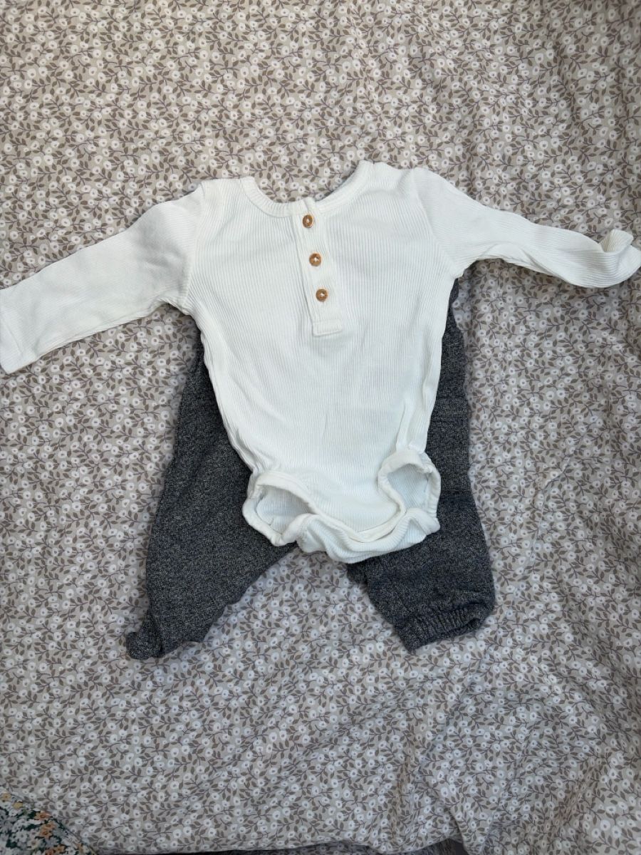 H&M Pagliaccetti: Salopette 56cm – Usato da Küssnacht am Rigi venduto da amynilleuh 1