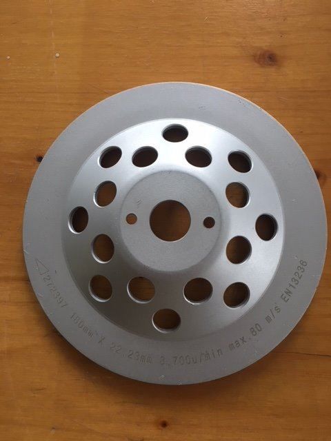 Bodenbeläge: Diamant- Topfschleifscheibe silber 180mm – Neu und originalverpackt aus Zuzwil SG von Dorian67 1
