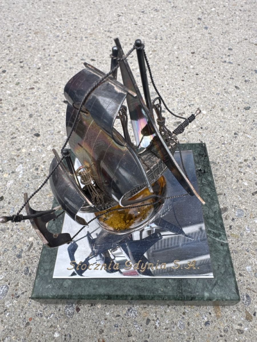 Tutte le decorazioni: Silber Segelschiff mit Bernstein auf Marmor – Usato da Zürich venduto da Brockiwelt