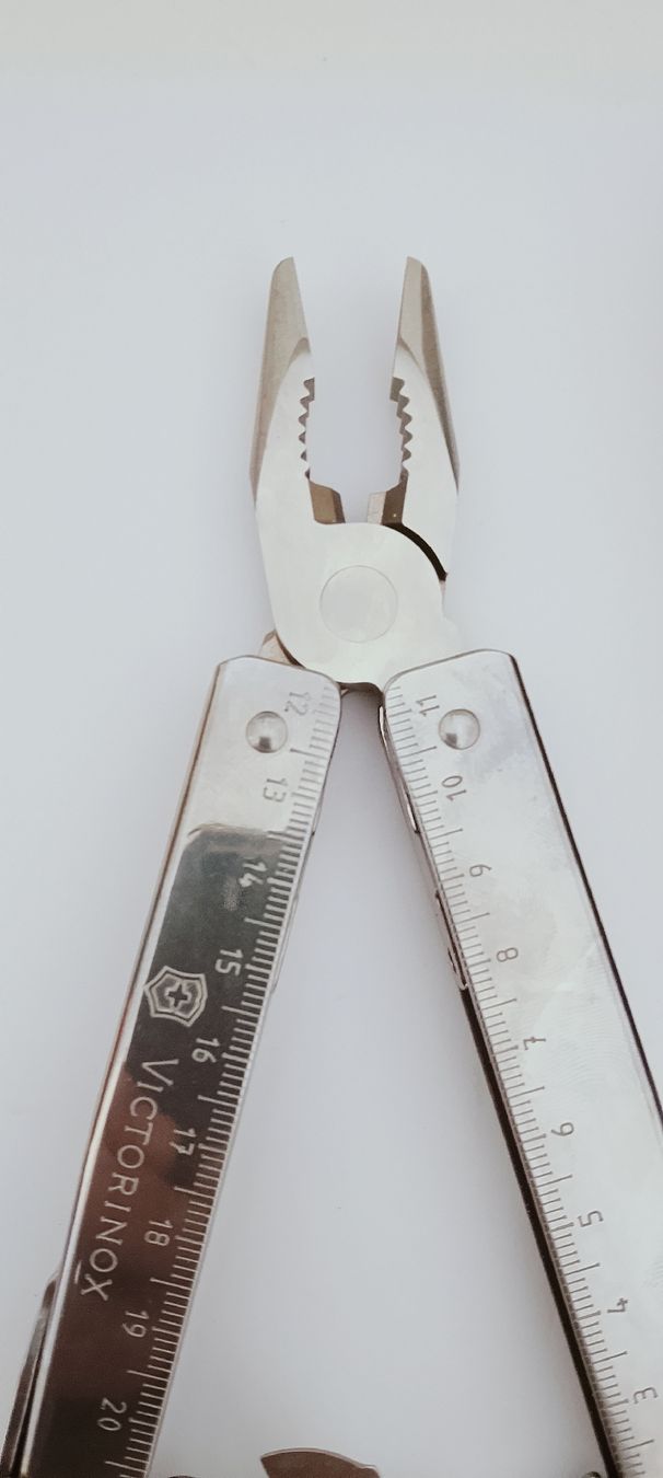 Victorinox Tous les outils: Victorinox Swiss Tool Multifunktions messer – D'occasion à Biel/Bienne par Vintage-timearts 1