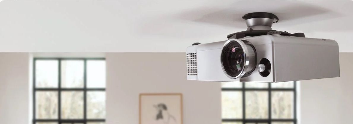 Supporti a parete: Beamerhalterung Vogels EPC 6545 Projector Ceiling Mount – Usato da Jona venduto da firmbach