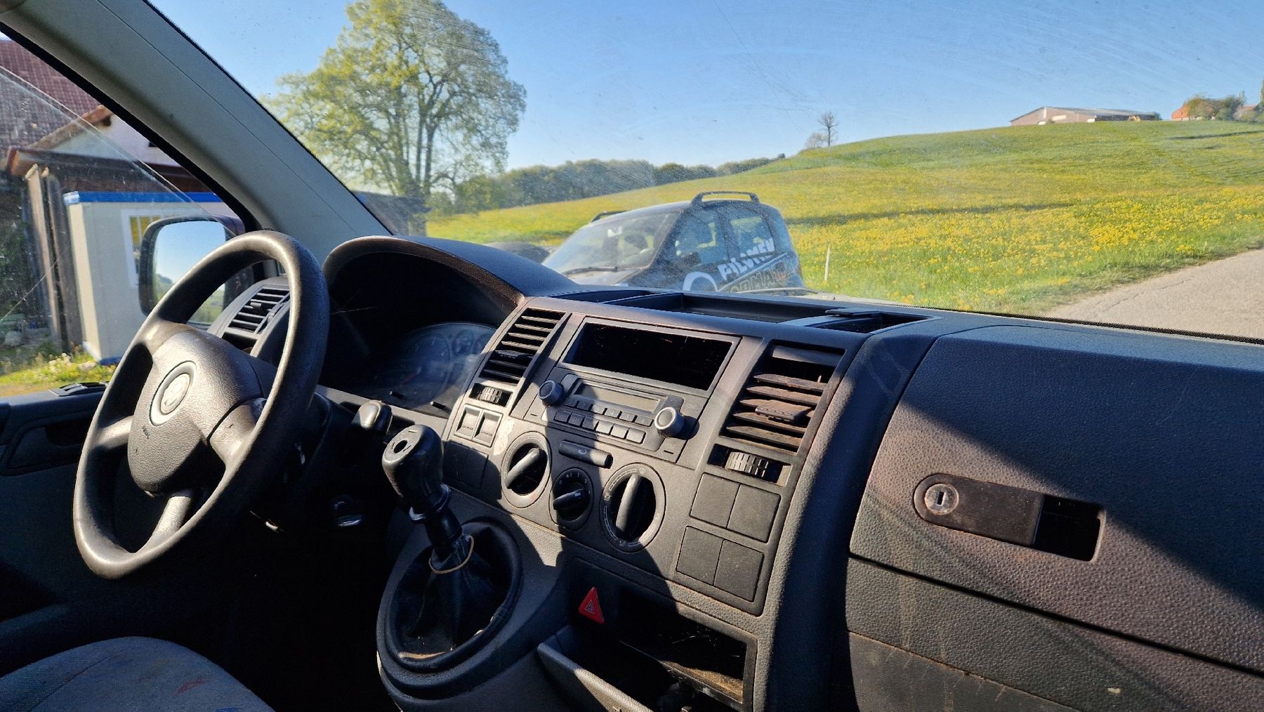 VW Veicoli commerciali: Bus VW T5 1.9l – Usato da Rueyres-Treyfayes venduto da EmileP8992 4