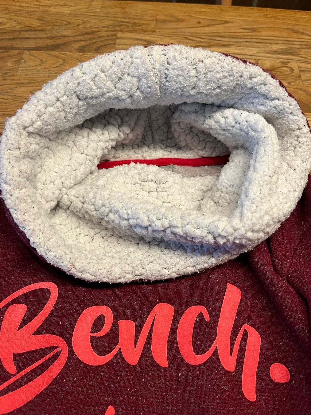 Pulls et sweat-shirts: Bench Pullover Gr.170-176 – D'occasion à Oberdorf SO par sa-na 2