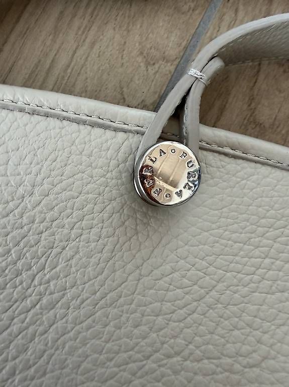 Borse da donna: Furla borsa a mano/tracolla  – Usato da Montagnola venduto da bib_b6lm