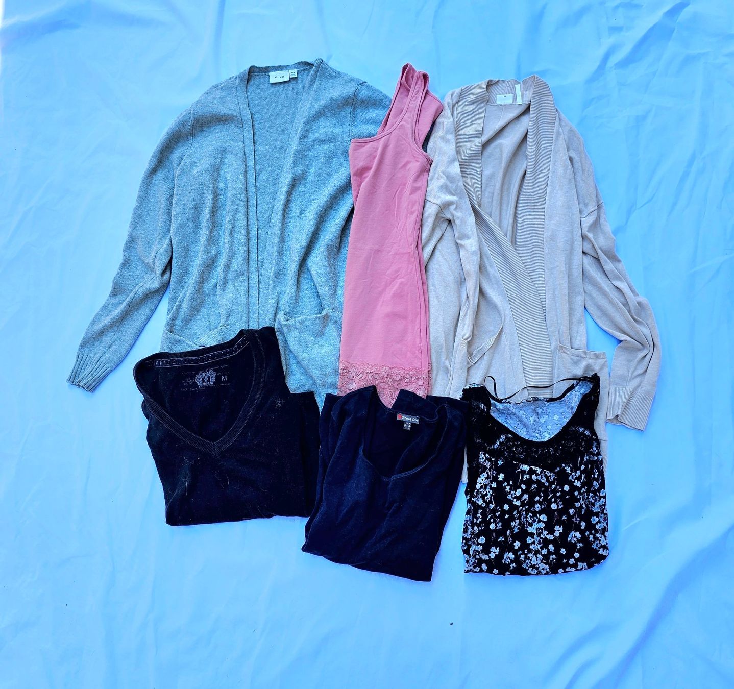 Kleiderpakete: Marken Paket Gr. S/ M - Basic Business Chic – Gebraucht aus Füllinsdorf von Sunnebliemli7