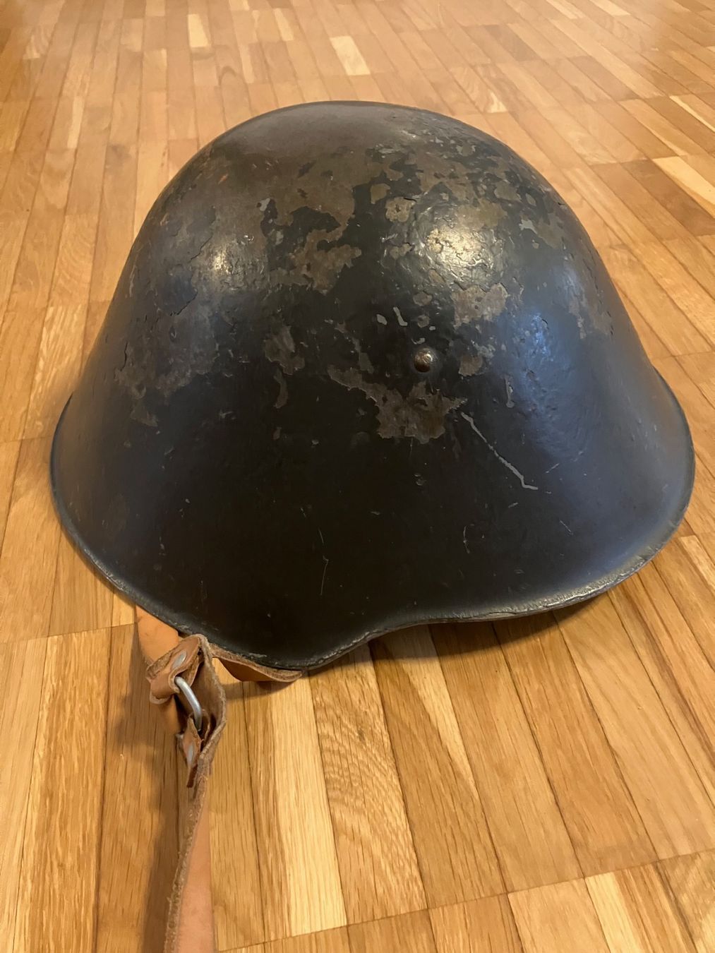 Uniformen & Effekten: Stahlhelm – Gebraucht aus winterthur von cartilage 1
