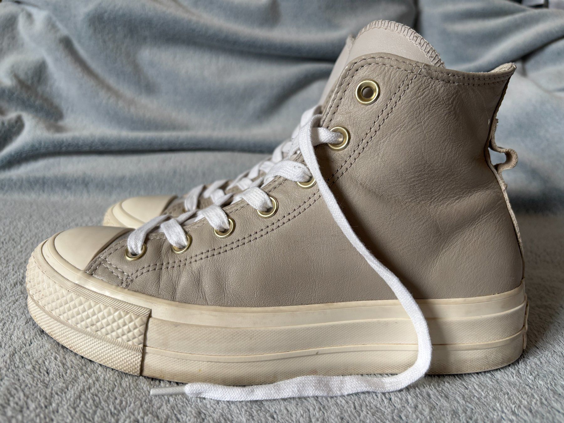 Converse Scarpe da donna: Converse Leder Platform, Plateau, grau, Gr. 39, sehr schick – Usato da Birmenstorf AG venduto da tritonius 2