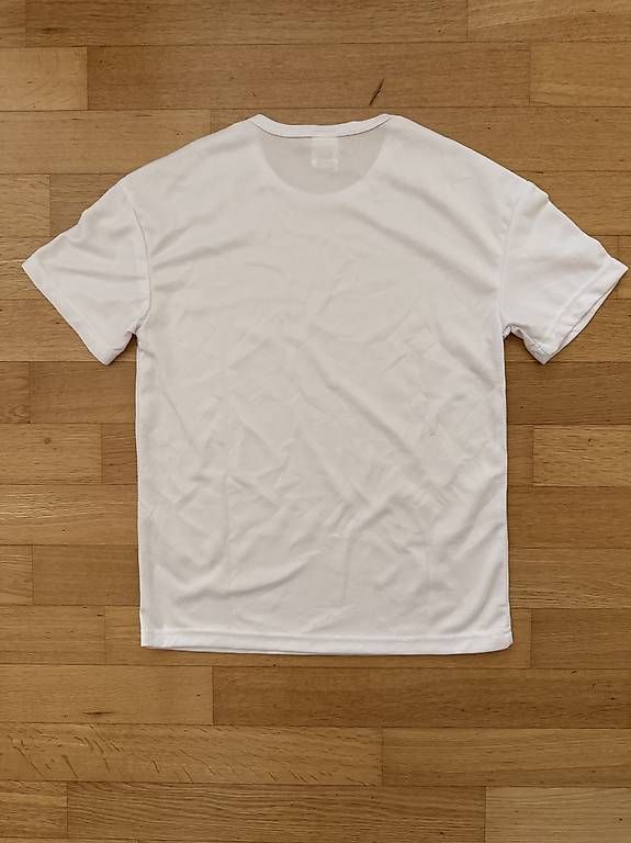 T-shirt: Nike Sports – Usato da Dietikon venduto da AgathaJ 1