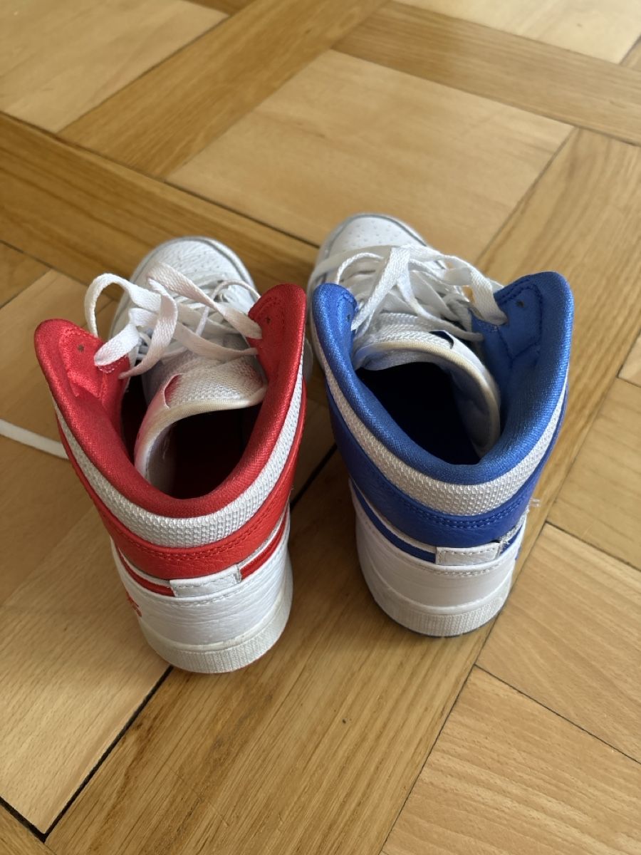 Nike Scarpe da uomo: Nike Sneaker – Usato da Bern venduto da Lydiixa 1