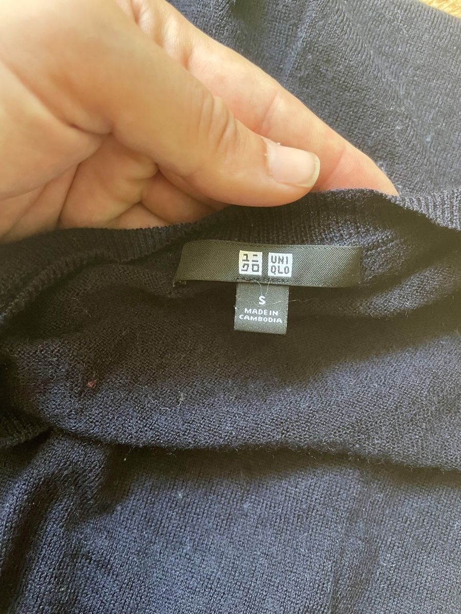 Uniqlo Pulls & Sweat-shirts: Pullover Uniqlo Dunkelblau Navy Blue, Grösse S  – D'occasion à Zürich par Carlajimena 1