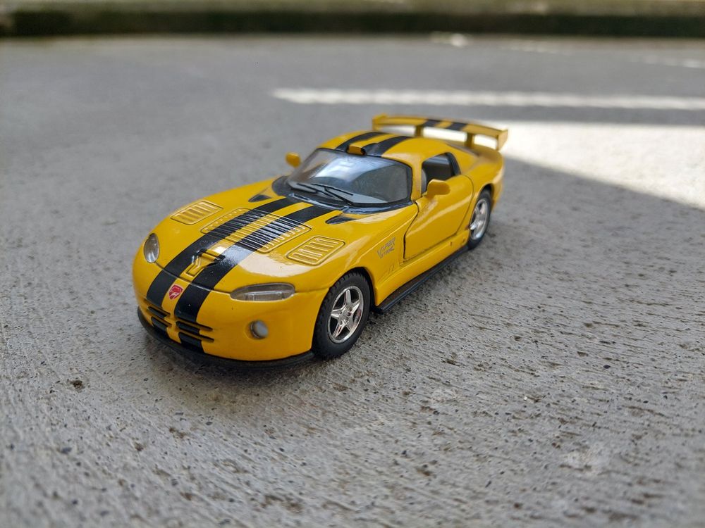 CARRERA ÉVOLUTION REF: 25407 DODGE VIPER GTS-R 1/32 ème