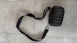 Sacoche Lacoste bandoulière noir neuf avec étiquette