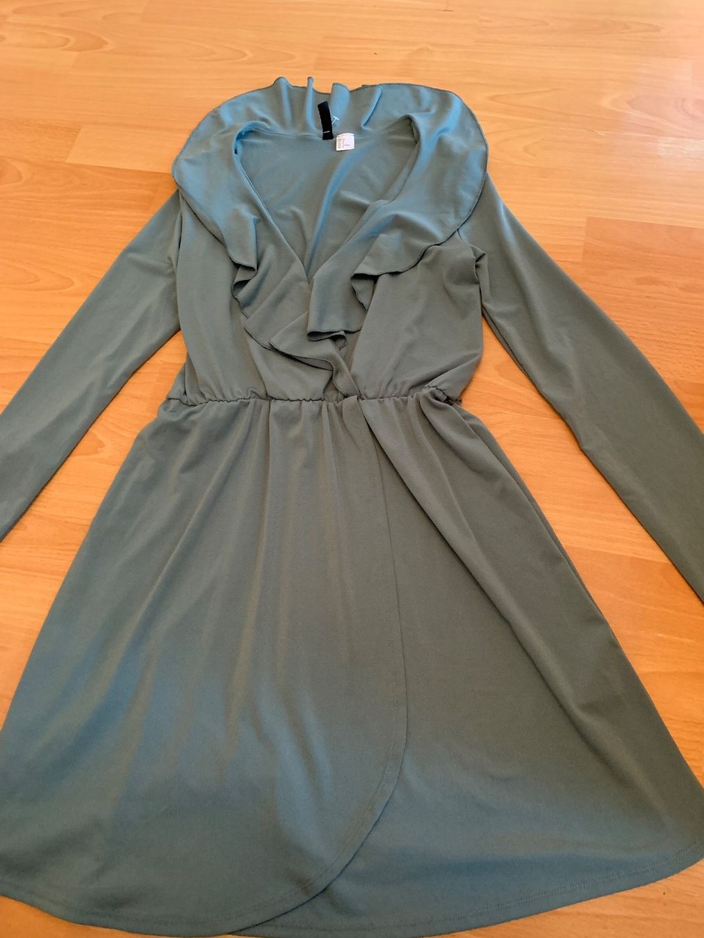 H&M Kleider: Jolie robe bleue H&M t. 38 – Gebraucht aus MEYRIN von Gwendo10