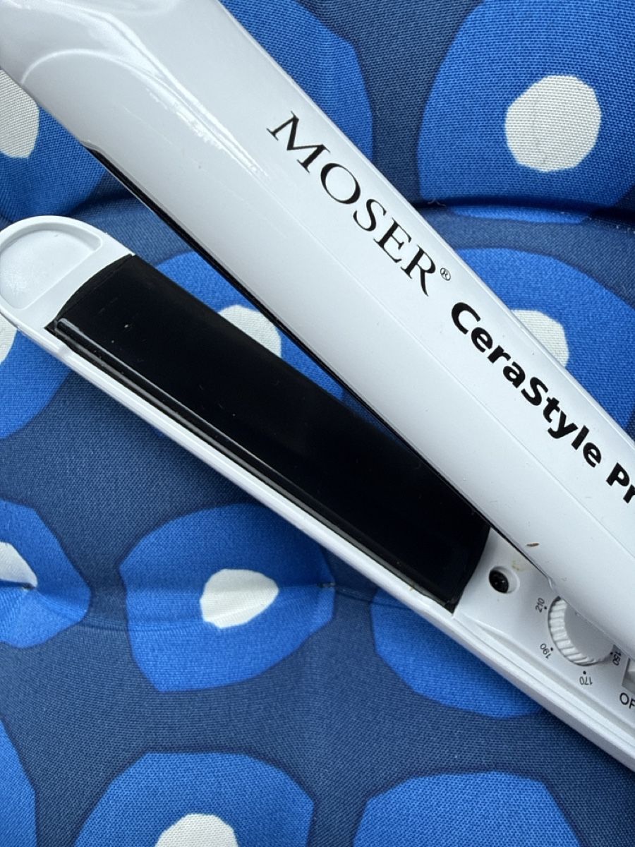 Accessori per capelli: MOSER CeraStyle Pro hair straightener – Usato da Luzern venduto da Alsu_Lucerne 1