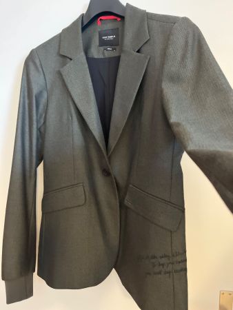 Private Verkauf in Riehen, Grösse M, Preis pro stk. 20 SFR