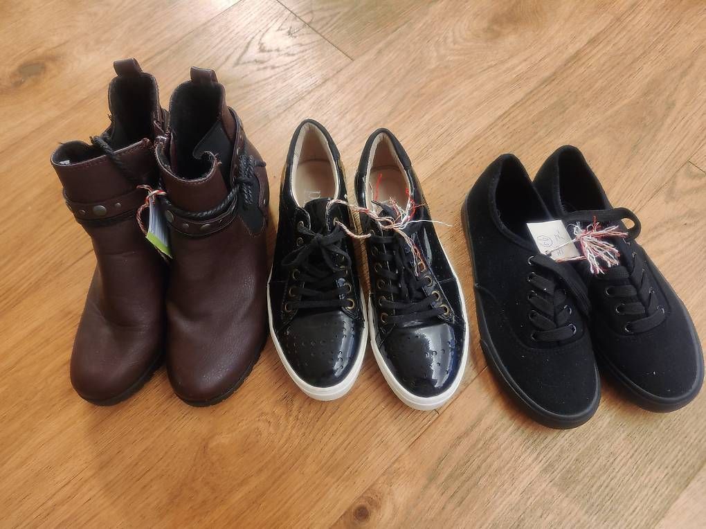 Scarpe per ragazze: Schuhe Gr. 35, Gr. 36 – Usato da Rueras venduto da fscw