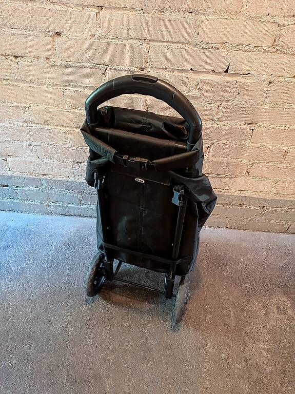 Ikea Altro per la casa: Einkaufswagen schwarz – Usato da Bern venduto da samtgrau 1