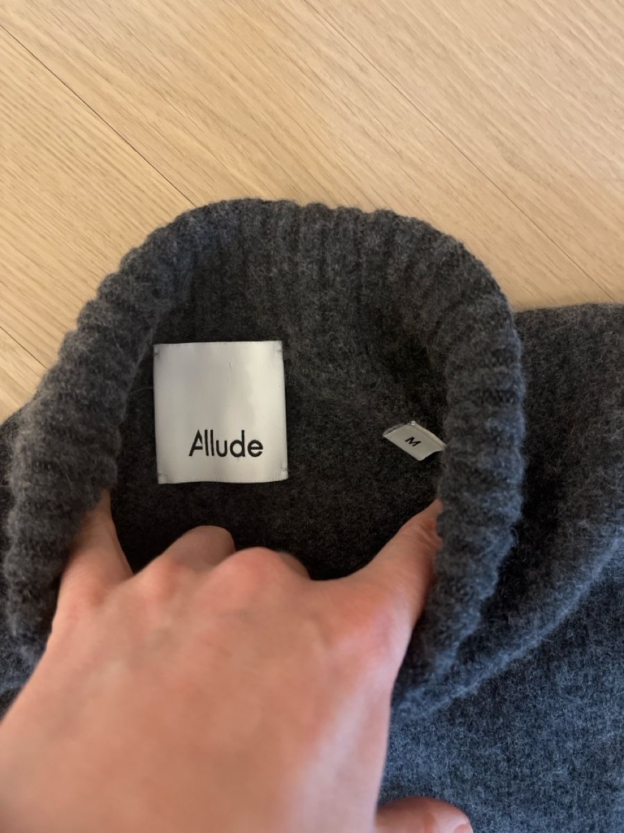 Allude Pulls & Sweat-shirts: Allude Pullover Woll- und Kaschmir – Neuf (Voir description) à Cham par sbr_7cmv 2
