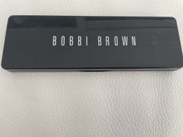 Bobby Brown Lidpuder