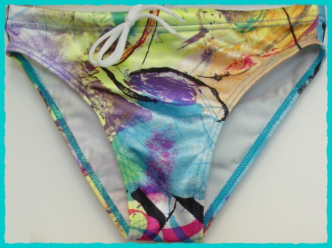 Badehosen: 🌞 Modische Badehose Gr. 116 – Neu und originalverpackt aus Oberglatt ZH von XXL-Verkauf