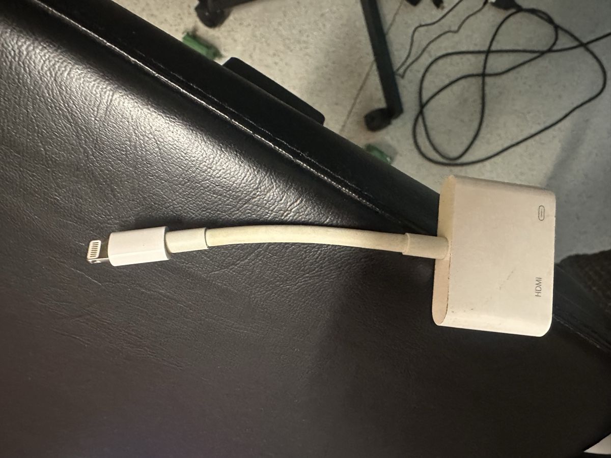 Laufwerke & Adapter: Apple Lightning auf HDMI Adapter - Top Zustand! – Gebraucht aus Bätterkinden von rip2000 3