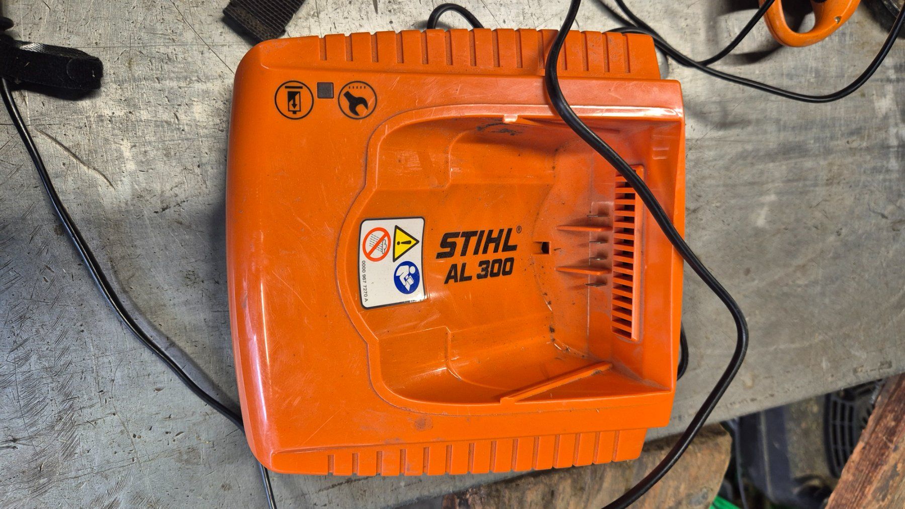 Stihl Tutti gli attrezzi: Sécateur Stihl – Usato da Courrendlin venduto da MouttetMachines 1