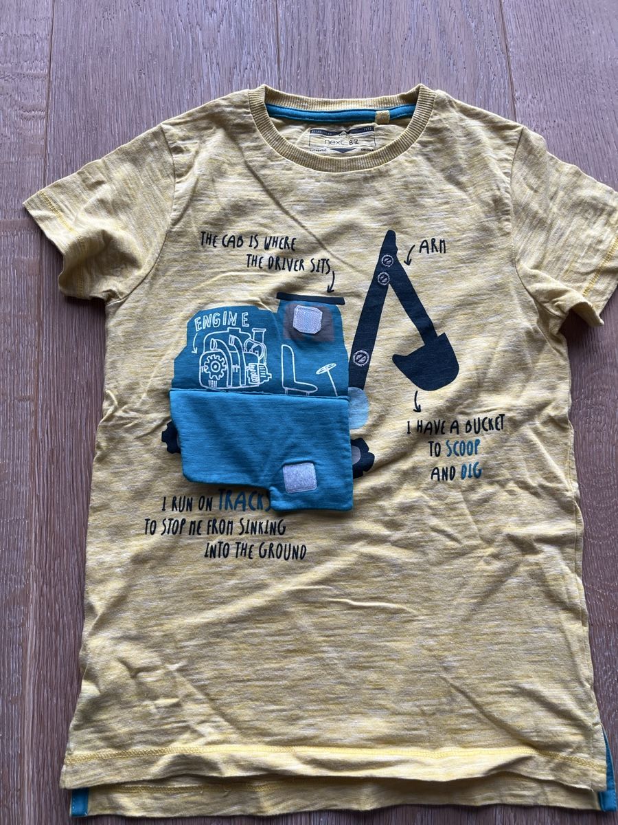 Next Camicie, T-shirt & Polo: T-Shirt Next Grösse 122 – Usato da Aarburg venduto da cha_6t8j 1