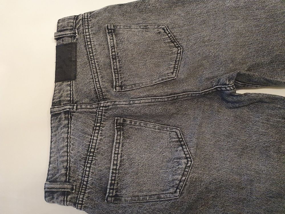 Pantalons: Mädchen Jeans XS – D'occasion à Rothenburg par PHSKC 1