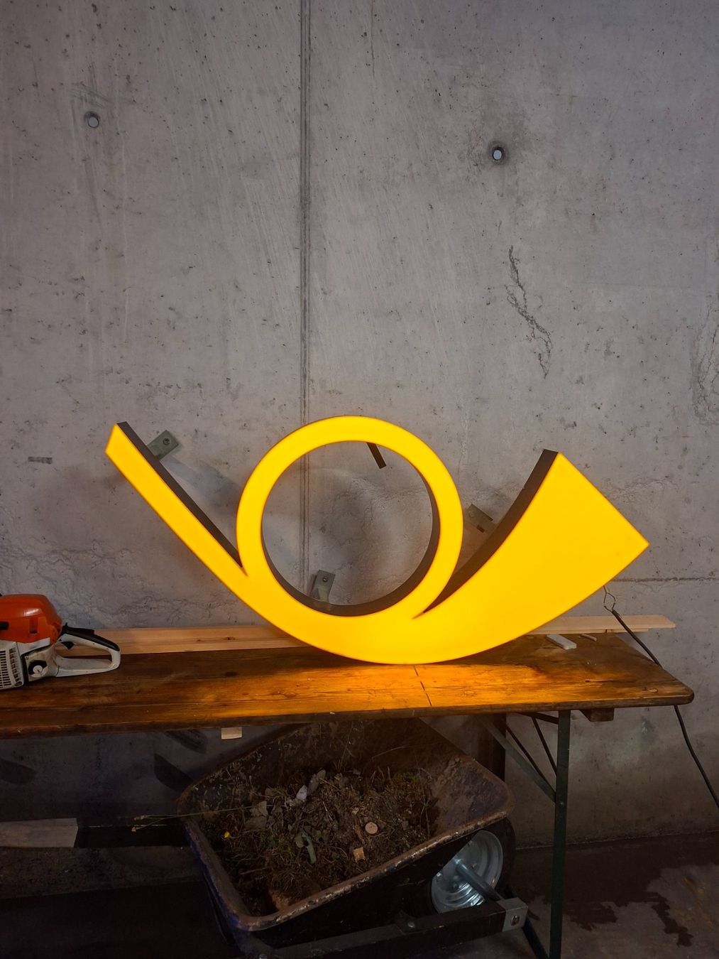 Alle Dekorationen: Posthorn-Lampe – Gebraucht aus Sent von Tours_suren