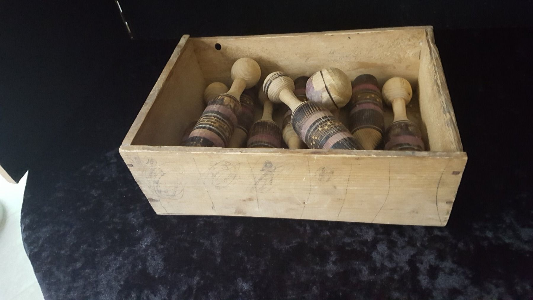 Spiele: Tisch Kegelspiel – Gebraucht aus Reinach von 3Guggerli 3