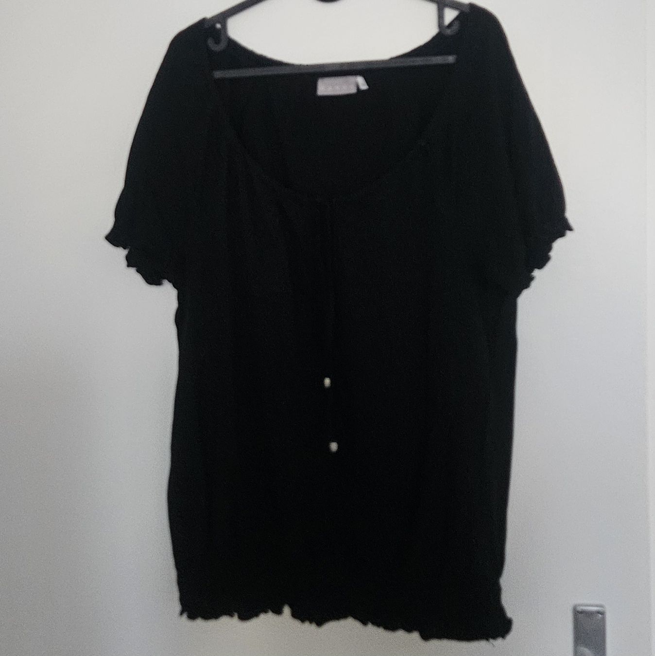 C&A T-shirt: T-Shirt mit Carmen-Ausschnitt – Usato da Bern venduto da naaa000xci