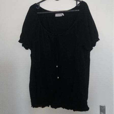 T-Shirt mit Carmen-Ausschnitt