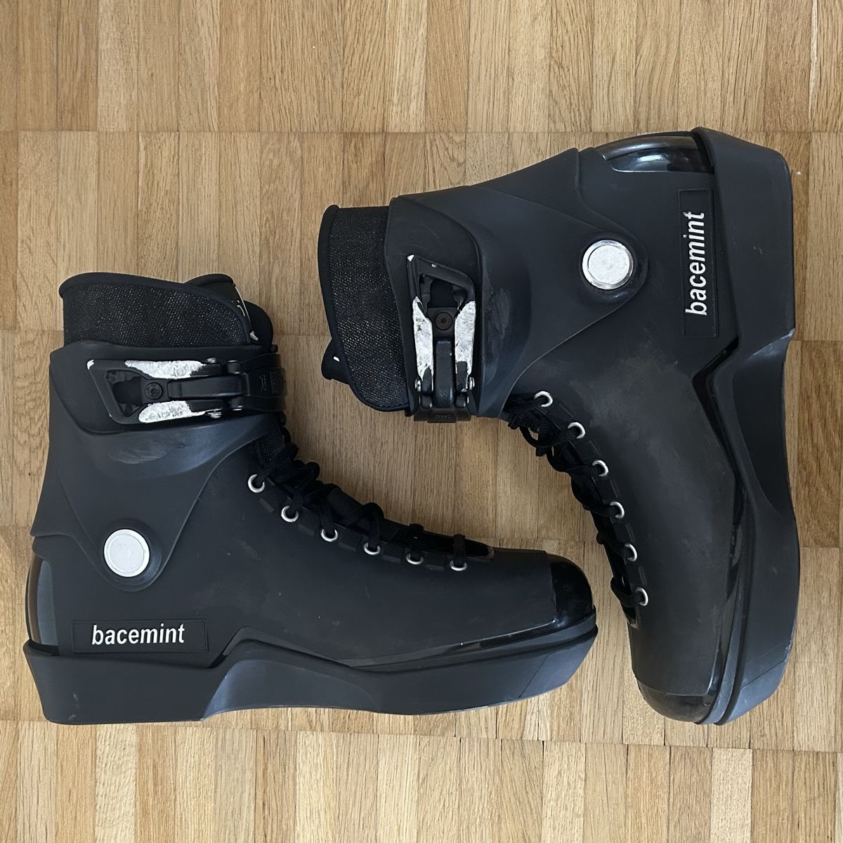 Patins à roul. & inline: Roces M12 Bacemint Aggressive Inline Boot Gr 43 – D'occasion à Bettwiesen par KK_1 1