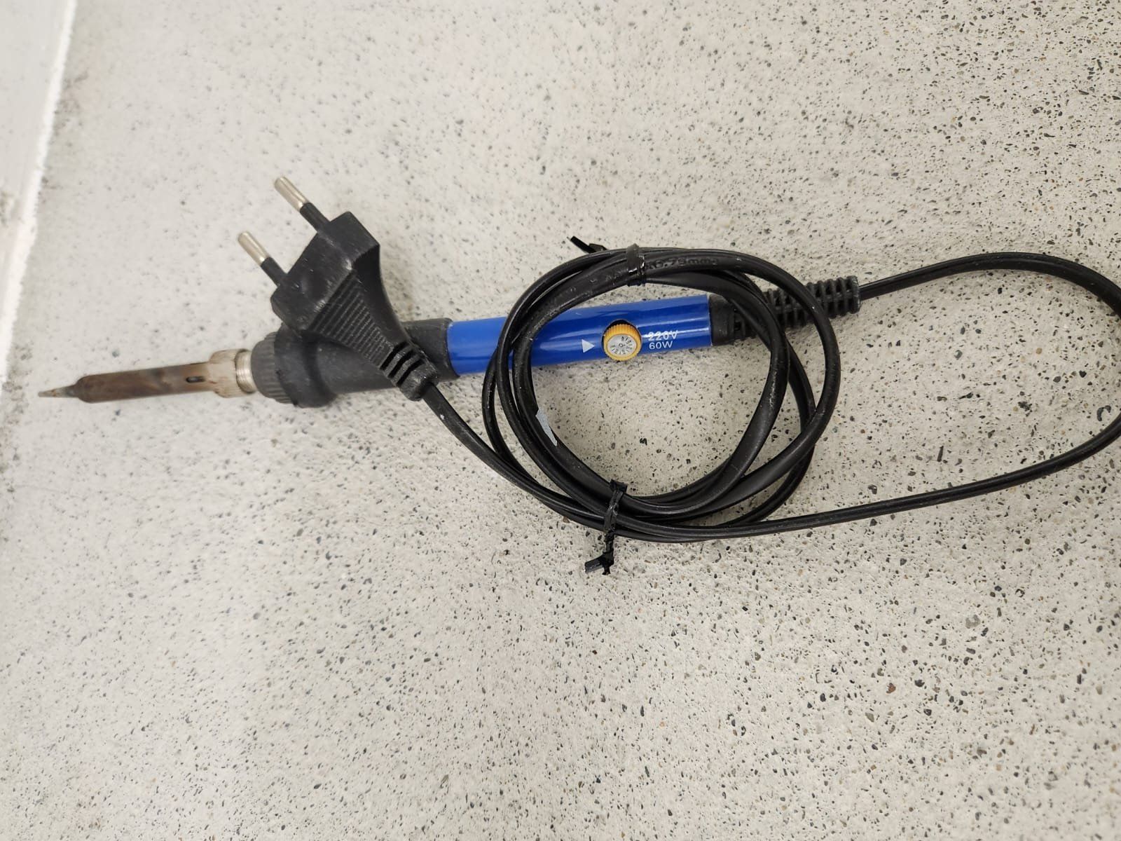 Saldatori: Lötkolben 230 Volt – Usato da St. Gallen venduto da wri_m9b2