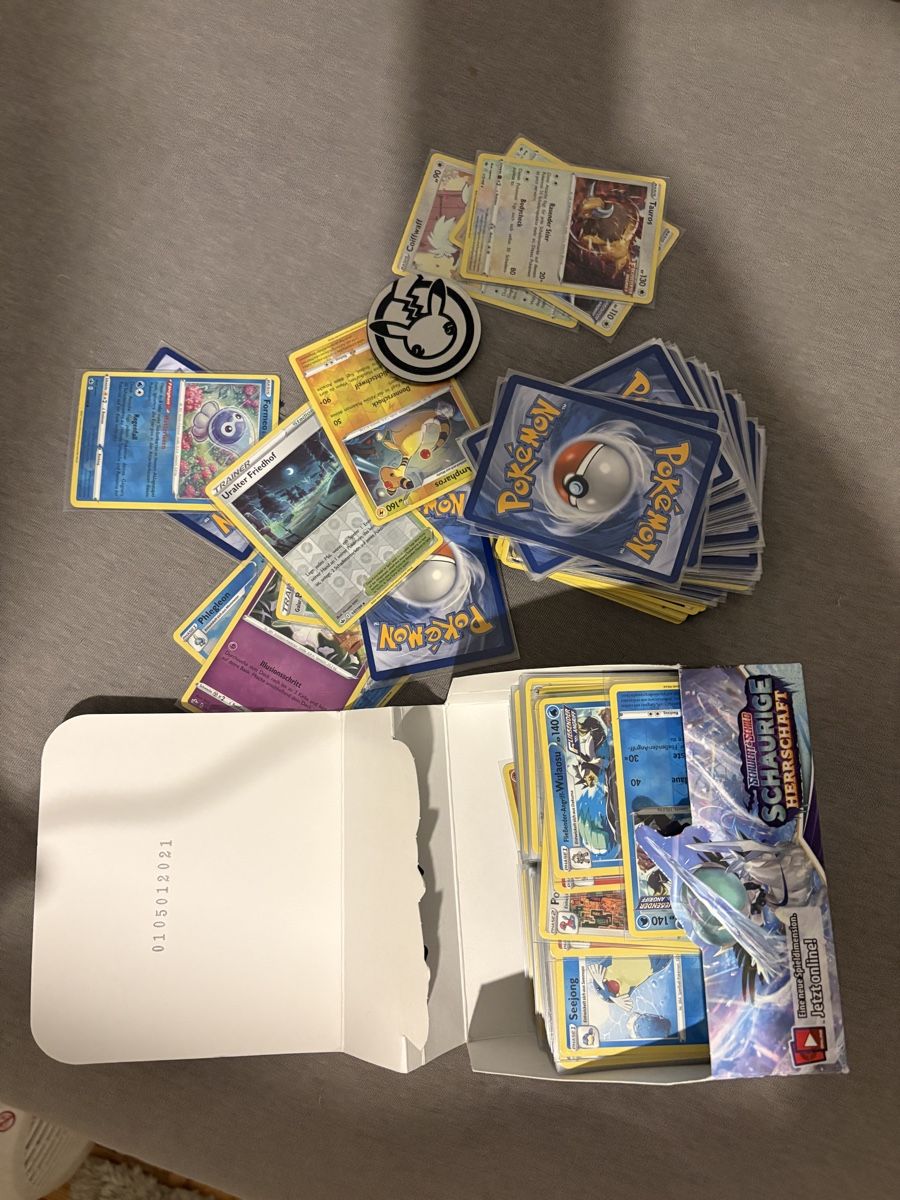 Pokémon Carte collezionabili: Pokemon über 200stk – Usato da Greifensee venduto da oli_q2zg