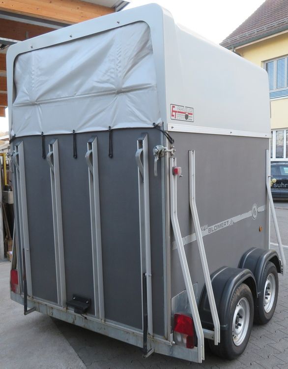 Sachentransportanhänger Pferdetransport Blomert T2 ab MFK 1