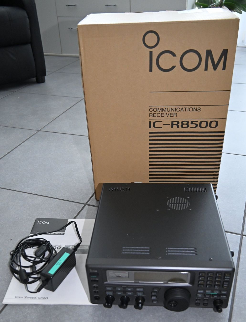 Technique de radiocom: Icom IC-R8500 – D'occasion à Rothrist par pattm2011 1