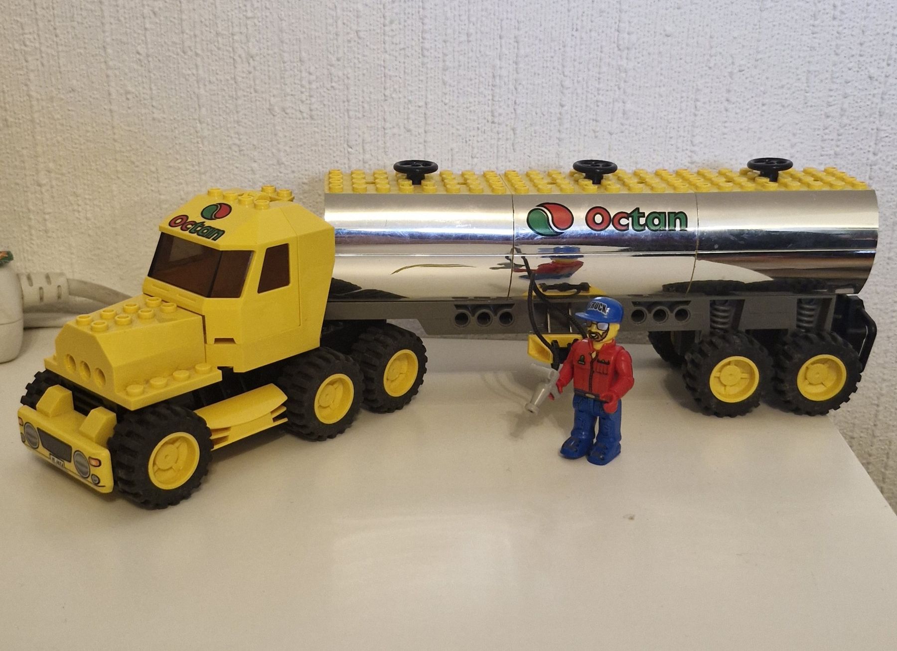 Lego Kit di costruzioni: Lego 4 Junior 4654 - Camion citerne – Usato da Gland venduto da dam_2s6q 1