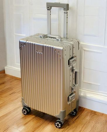 Koffer 100% ALU gateBAG TSA KABINENGEPÄCK SILBER 55CM NEU